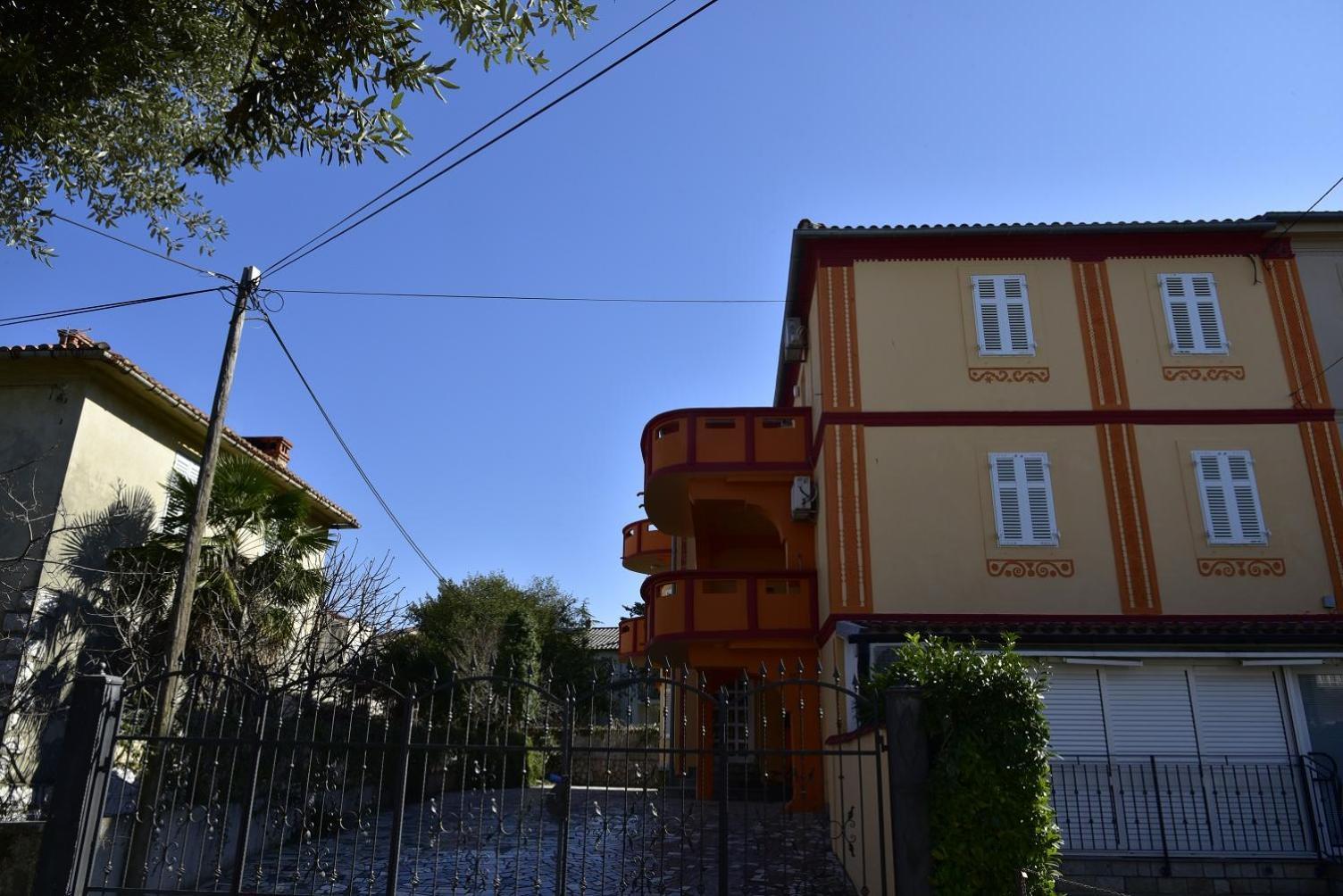 Apartments Ivka Malinska Exterior photo